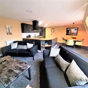 https://friary-house-serviced-apartments-by-roomsbooked.tophotelsbath.com